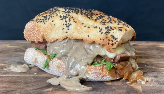 Picture for Steak Sandwich with Mushroom and Peppercorn Sauce